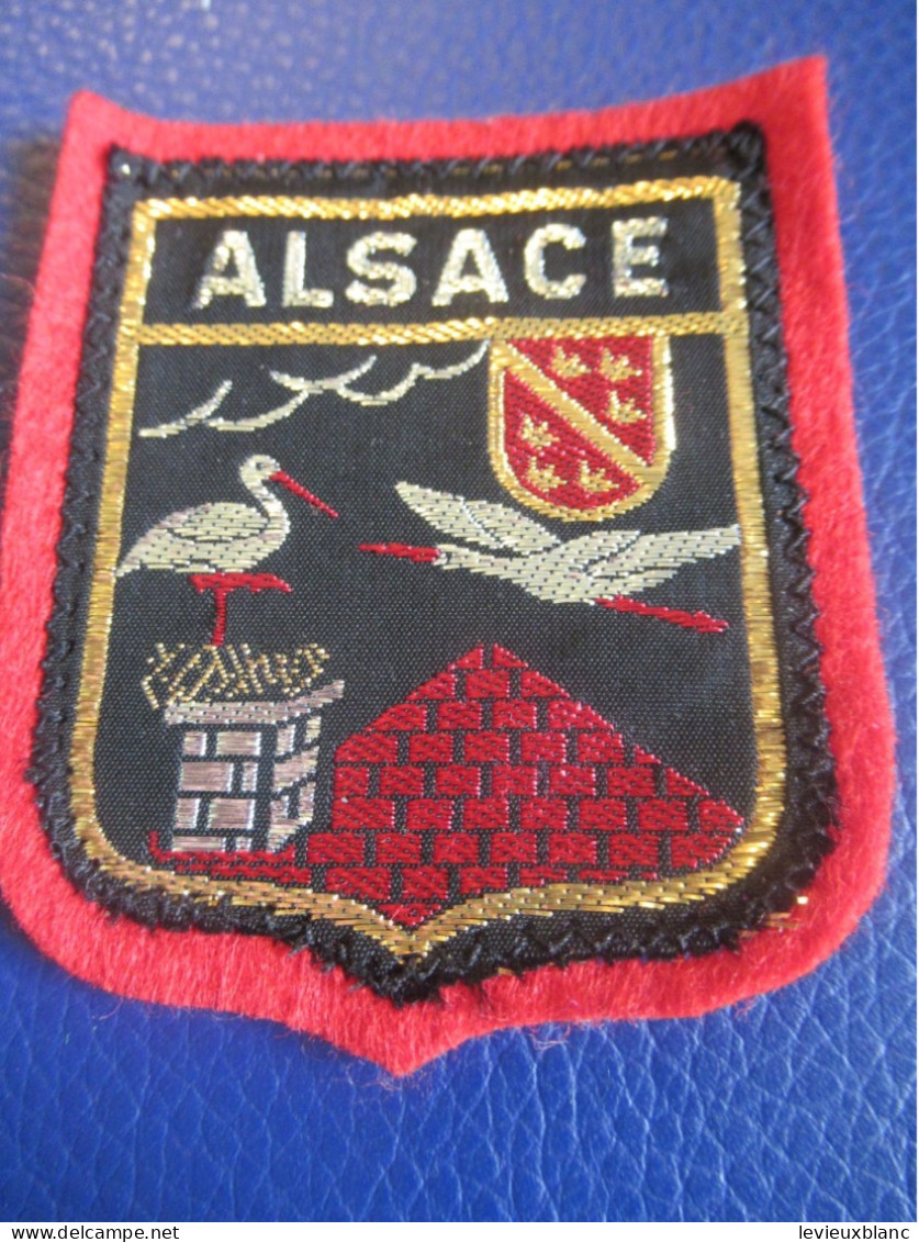 Ecusson Tissu Ancien/ France / ALSACE/  Grand Est / Vers 1970-1990       ET551 - Escudos En Tela