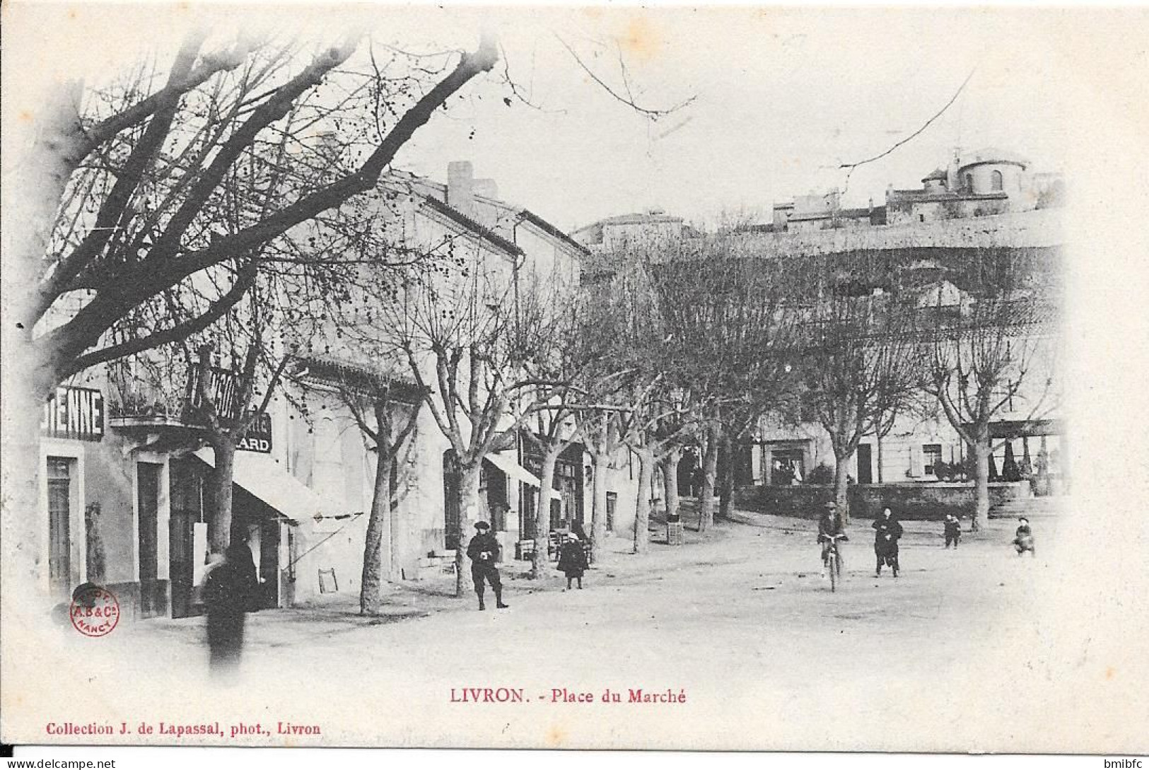 LIVRON - Place Du Marché - Livron