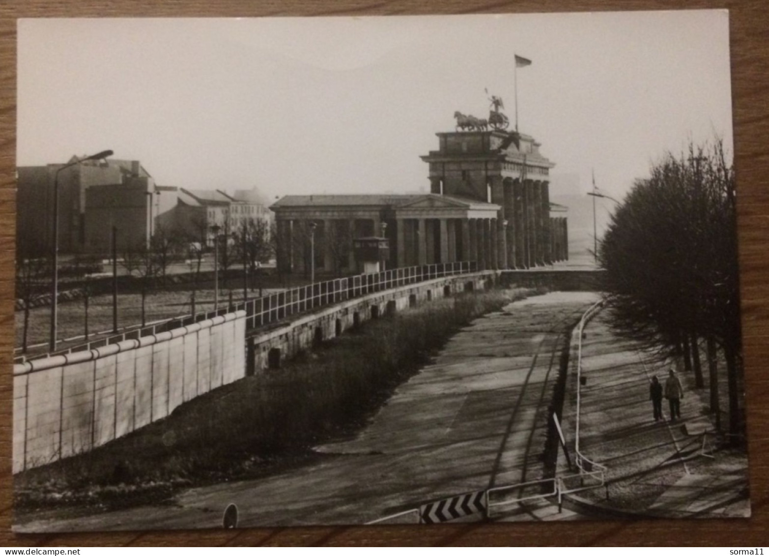 CP Noir Blanc BERLIN Brandenburger Tor Mit Spermauer - Mur De Berlin