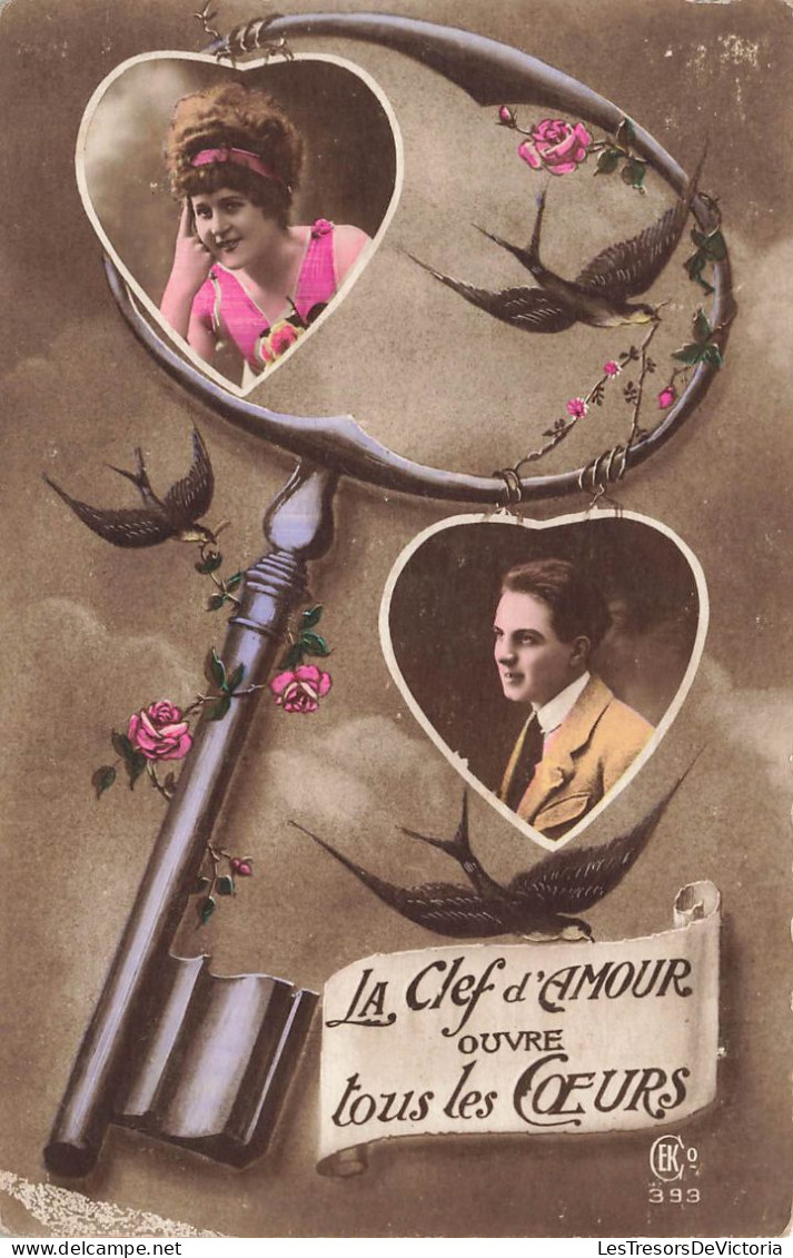 COUPLE - Portrait - La Clef De Tous Les Coeurs - Carte Postale Ancienne - Paare
