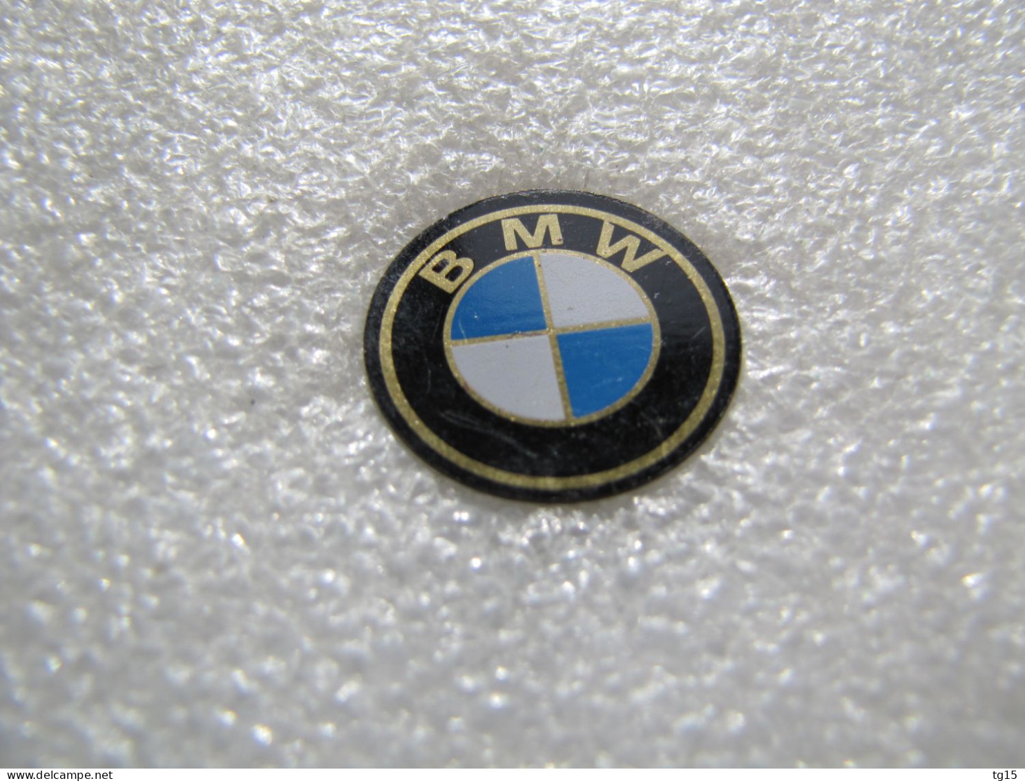 PIN'S    LOGO  BMW     Ø 22 Mm - BMW