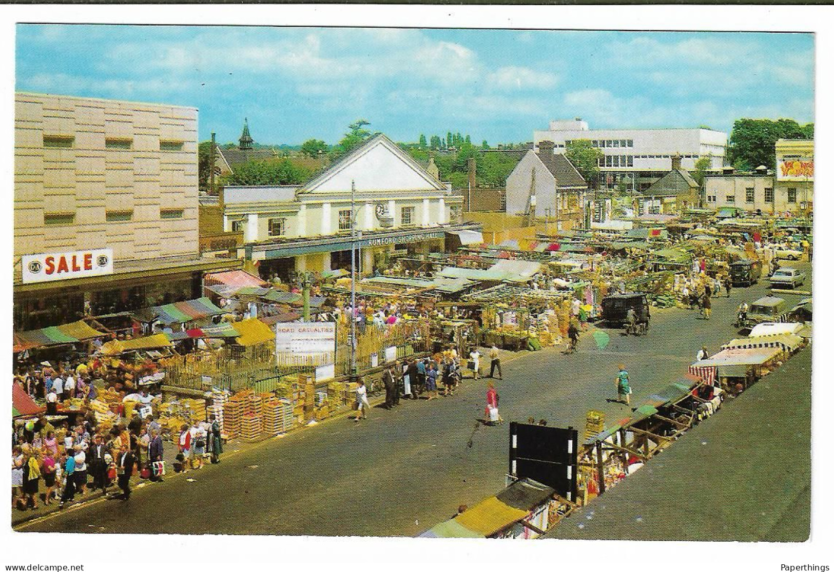 Postcard, East London, Havering, Romford, Market, Street, Road, Shops, People. - London Suburbs