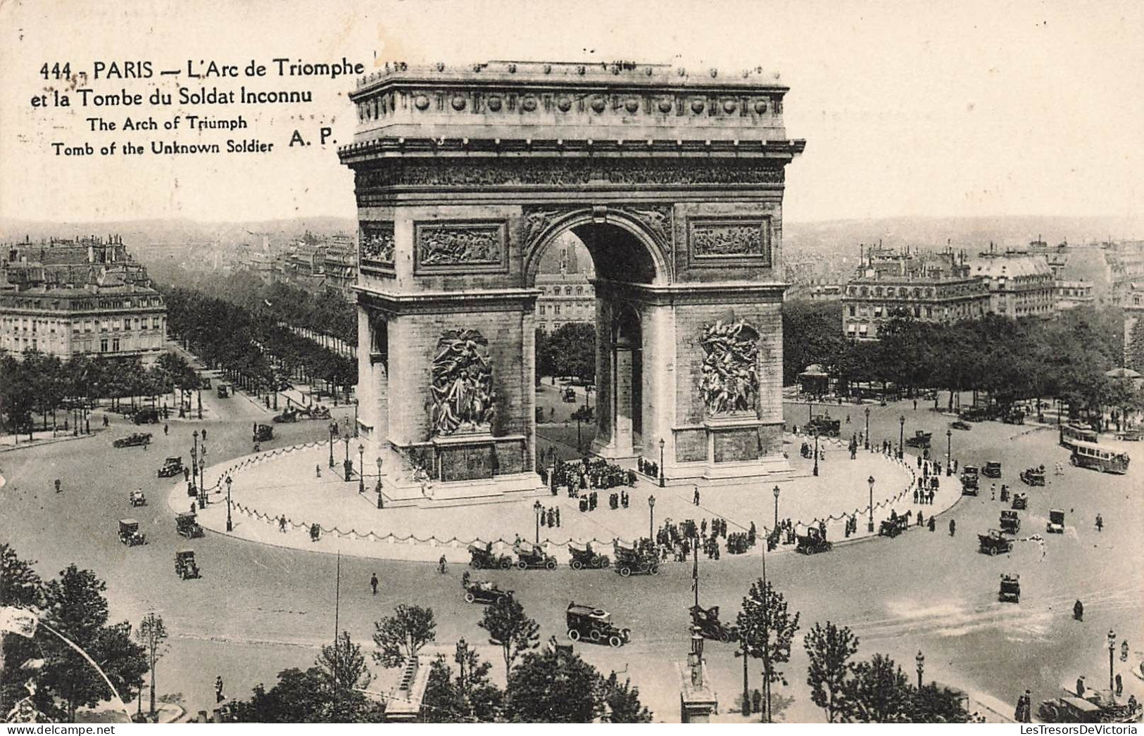 FRANCE - Paris - L'Arc De Triomphe - La Tombe Du Soldat Inconnu - Animé - Carte Postale Ancienne - Triumphbogen