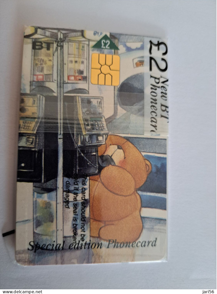 GREAT BRETAGNE / 2 POUND/ CHIPCARD/ BEAR IN PHONE BOOTH /  / MINT CONDITION      **15476** - BT Algemeen