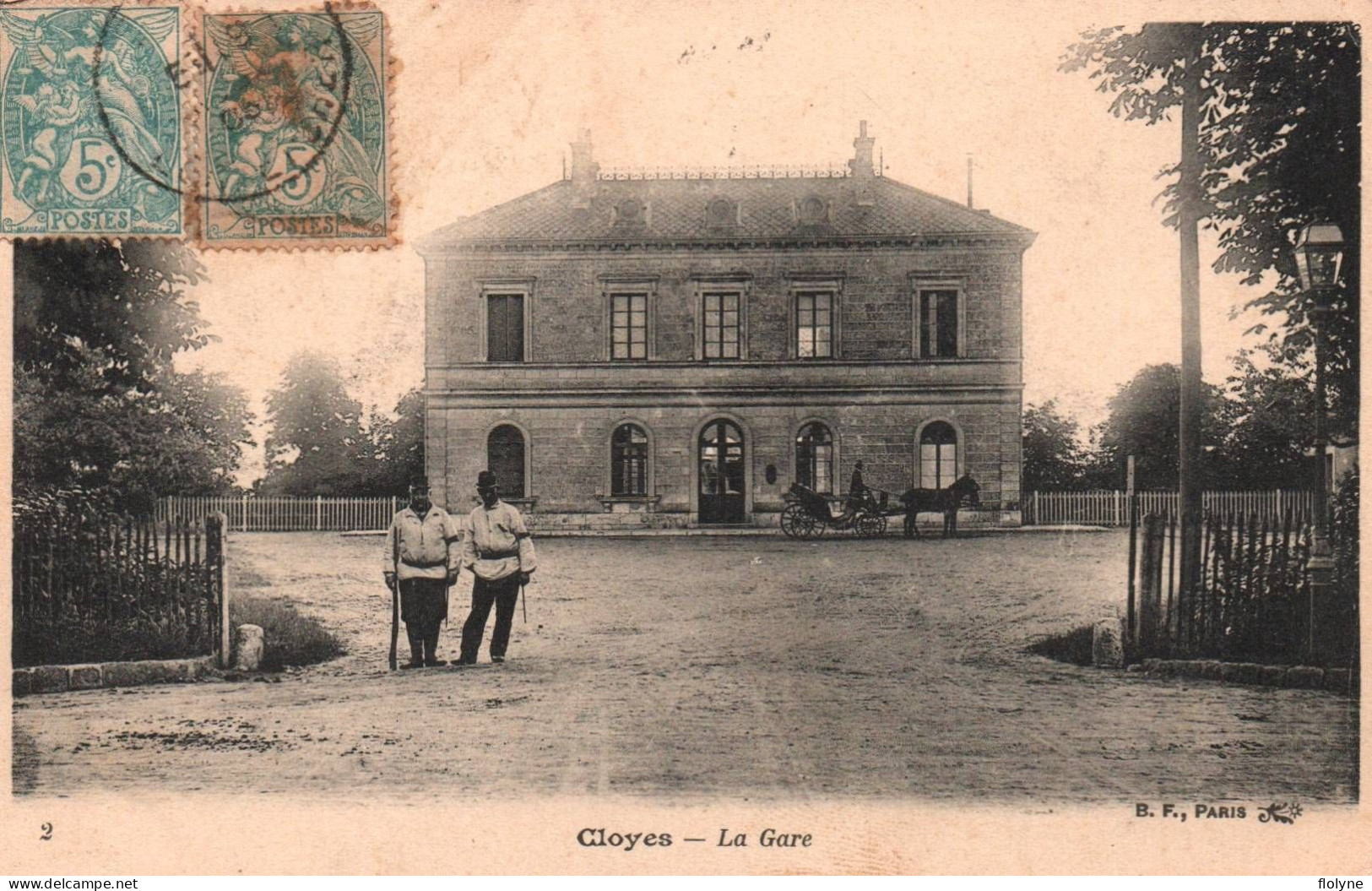 Cloyes - La Place De La Gare - Militaires - Cloyes-sur-le-Loir