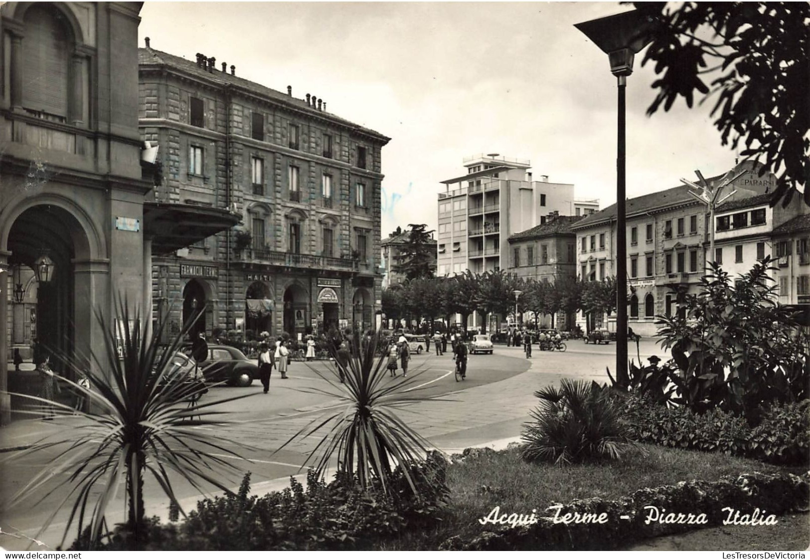 ITALIE - Acqui Terme - Place D'Italie - Carte Postale Ancienne - Alessandria