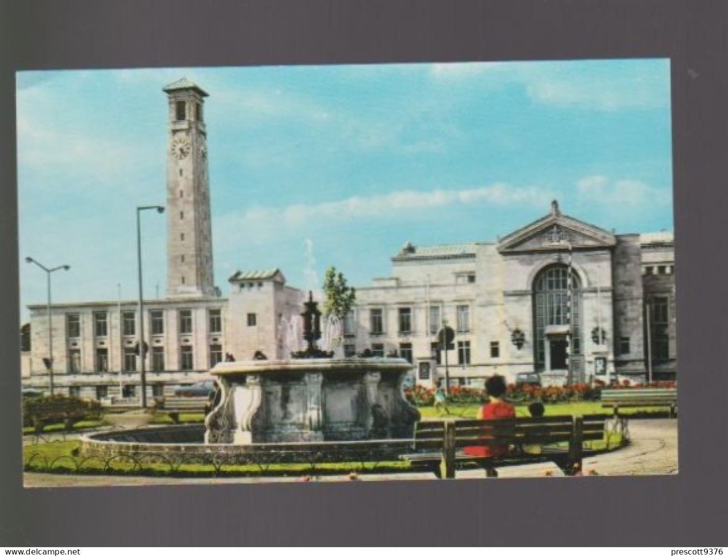 Fountain & Civic Centre, Southampton, Hamps -   Unused Postcard   - UK16 - Southampton
