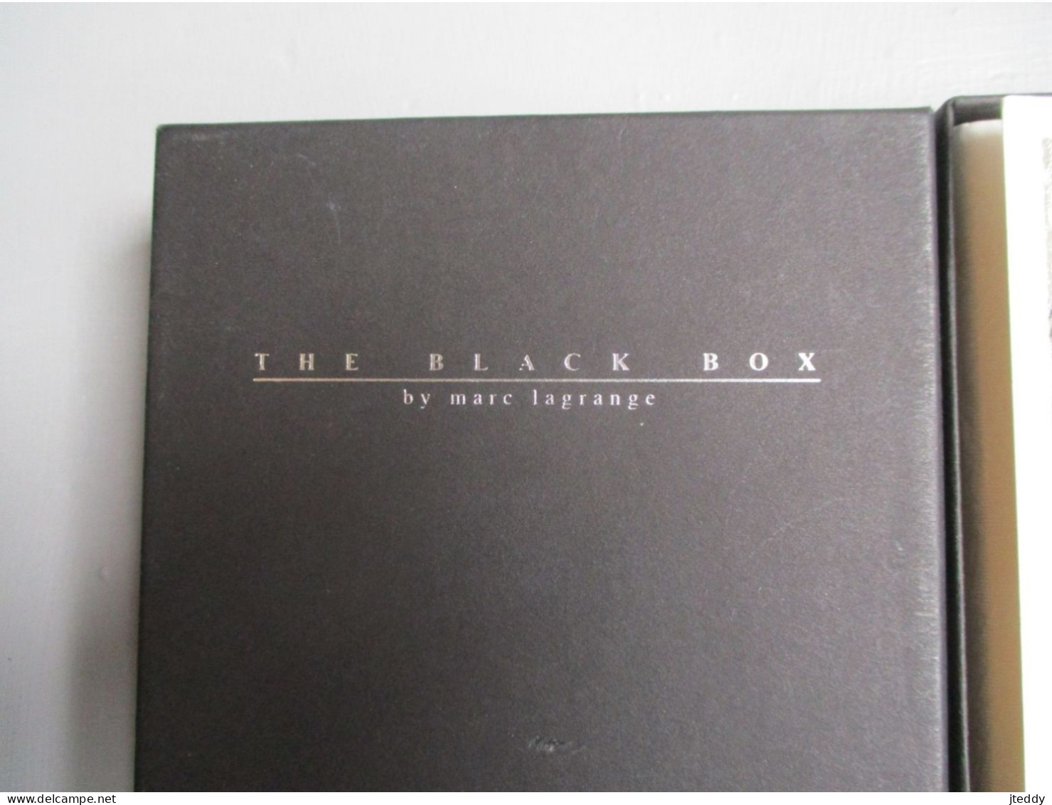 THE  BLACK  BOX  By  MARC  LAGRANGE Geb . 1951 -- Gest . 2015  ----------   36 Stuks Fotokaarten    Antwerpen - Hedendaagse Kunst