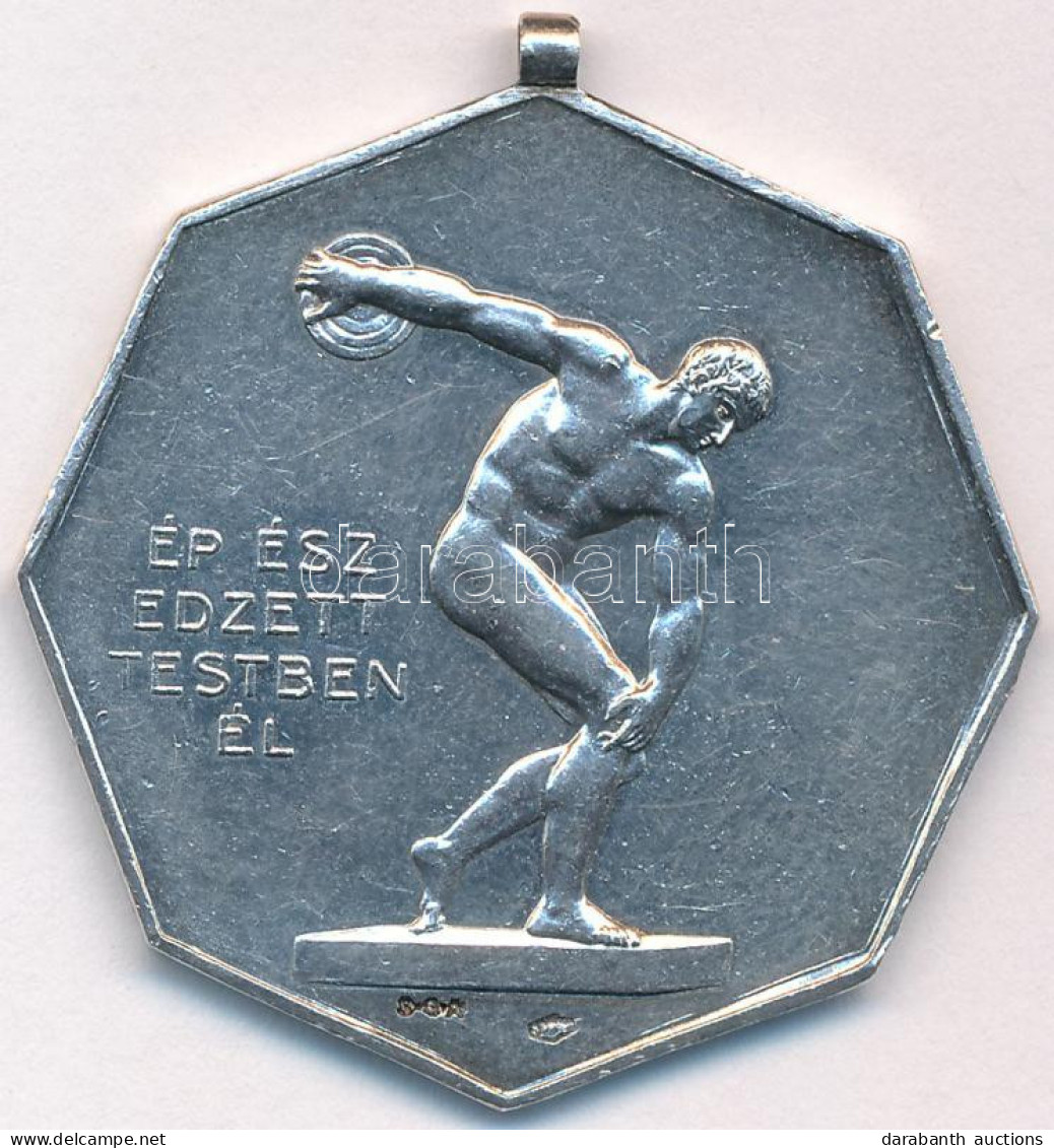 ~1900. "Ép ész Edzett Testben él" Jelzett Ag Sport Emlékérem, "SGA" Gyártói Jelzéssel (22,32g/0.800/41mm) T:AU.XF - Non Classés