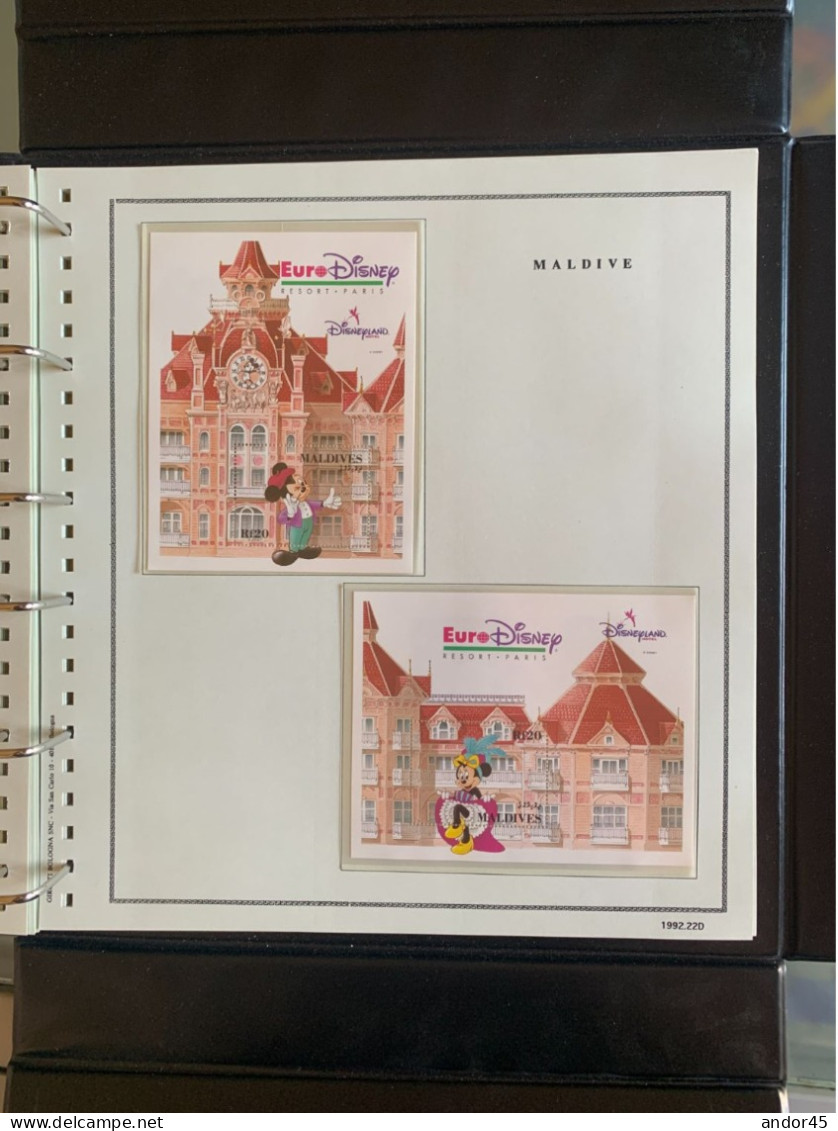 1992 ANNATA COMPLETA COLLEZIONE WALT DISNEY DA TUTTE LE PARTI DEL MONDO  MONTATA SU ALBUM CONTENENTE   FRANCOBOLLI SINGO