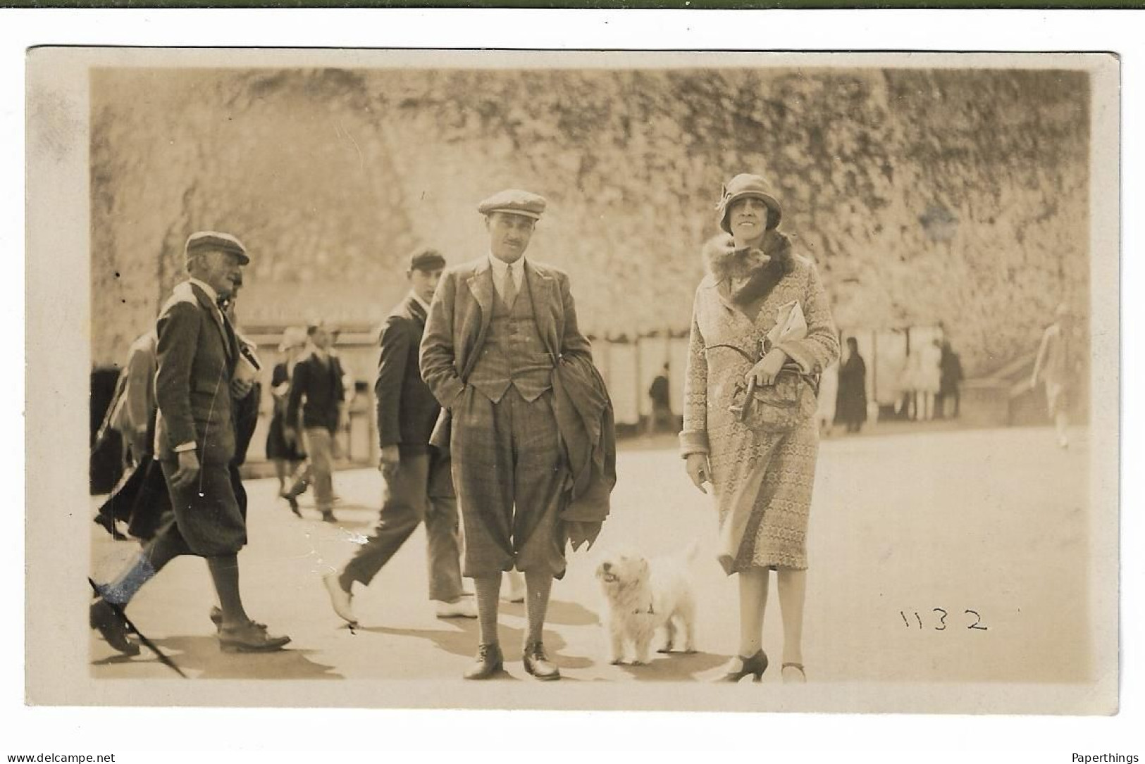 Real Photo Postcard, Kent, Margate, Promenade, Fashion, Plus Fours, Cloche Hat, Dog. - Margate