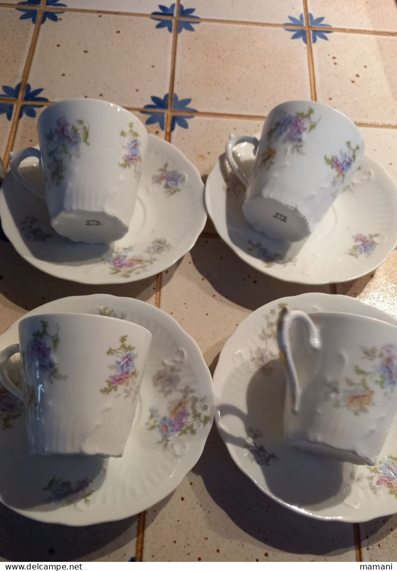 Lot de tasses et autre