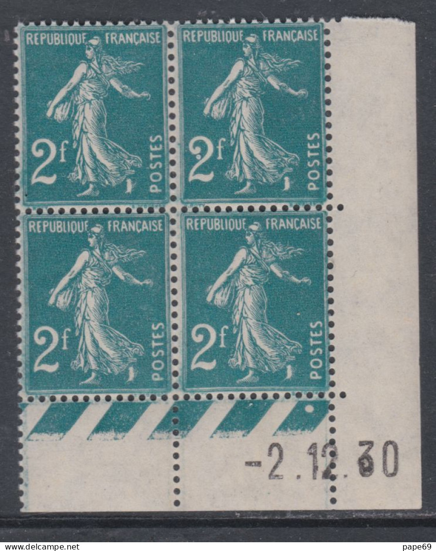 France N° 239 XX Type Sem. Fond Plein 2 F. Vert-bleu En Bloc De 4 Coin Daté Du 2 . 12 . 30 , 1 Point Blanc Sans Ch., TB - ....-1929