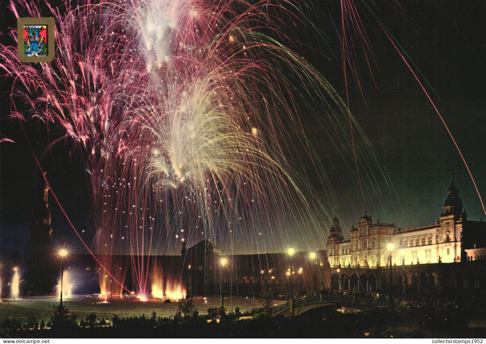 SPAIN, ANDALUCIA, SEVILLA, SPAIN SQUARE AND ARTIFICIAL FIRE, FIREWORKS - Sevilla