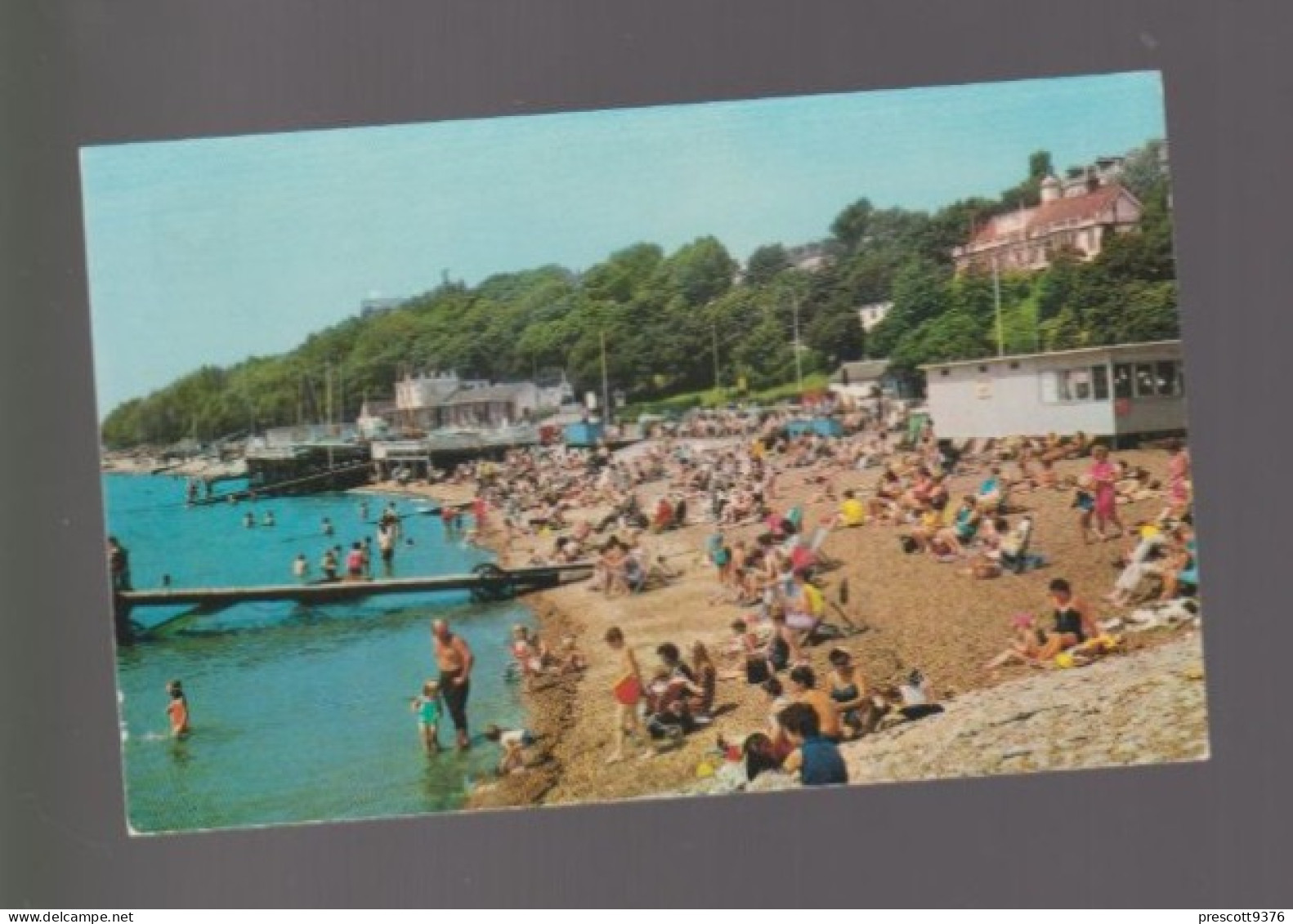 Beach, Southend On Sea, Essex -   Unused Postcard   - UK17 - Southend, Westcliff & Leigh