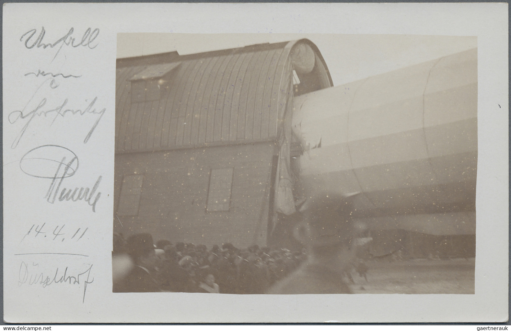 Ansichtskarten: Motive: ZEPPELIN: Ca 185 Zeppelin postcards and a few photos, wi