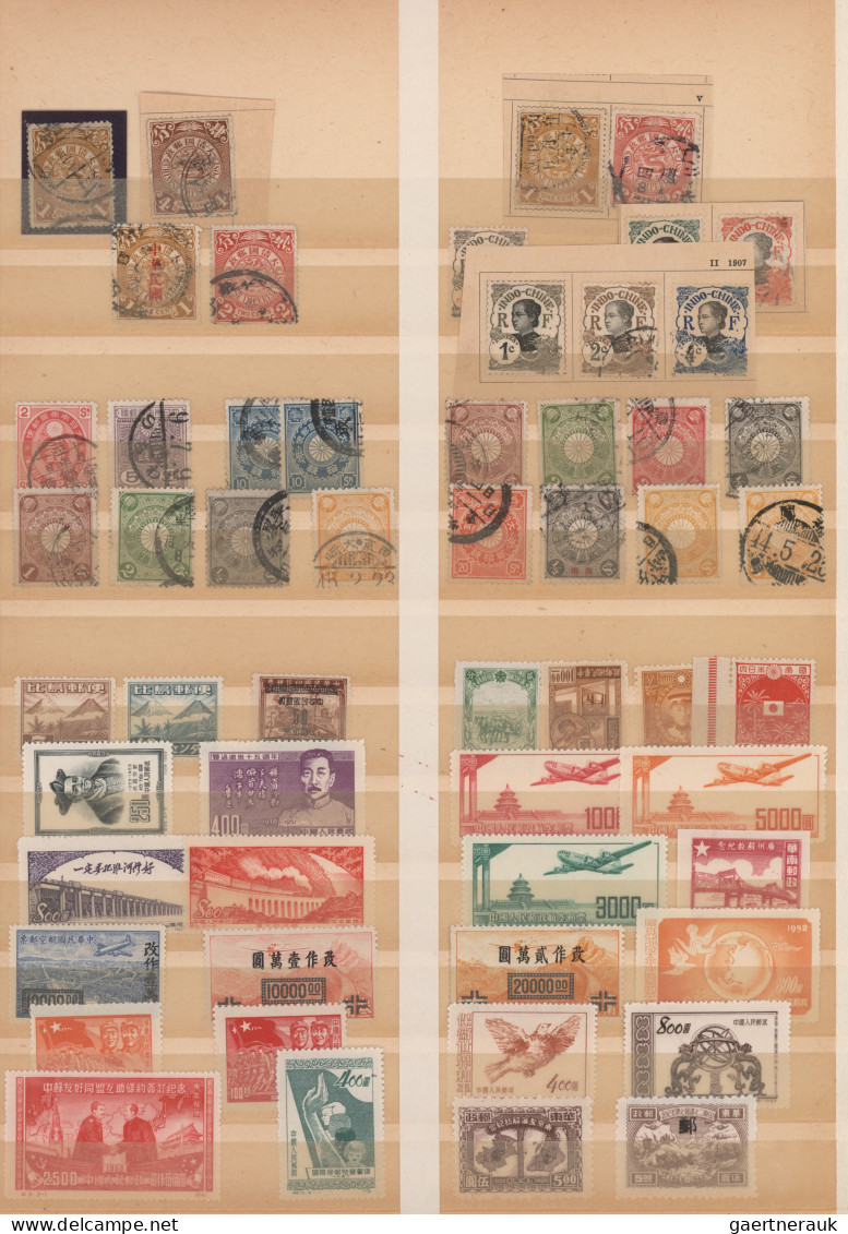 China: 1898/2002, Collection In Stockbook Including N12/20 50th Anniversary Of T - 1912-1949 República