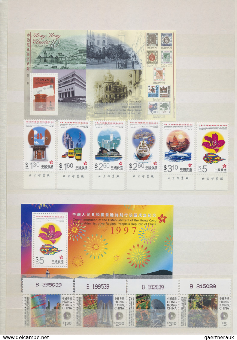 Hong Kong: 1946/2002, mint never hinged MNH collection with definitives from QEI