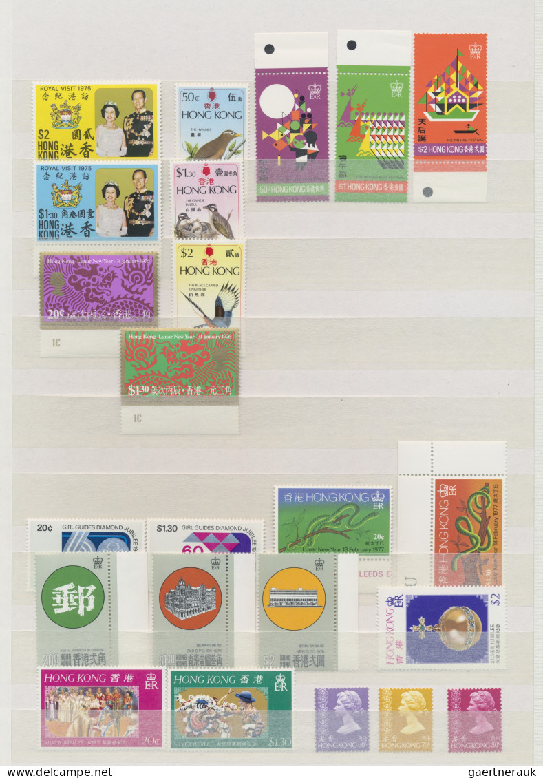 Hong Kong: 1946/2002, mint never hinged MNH collection with definitives from QEI