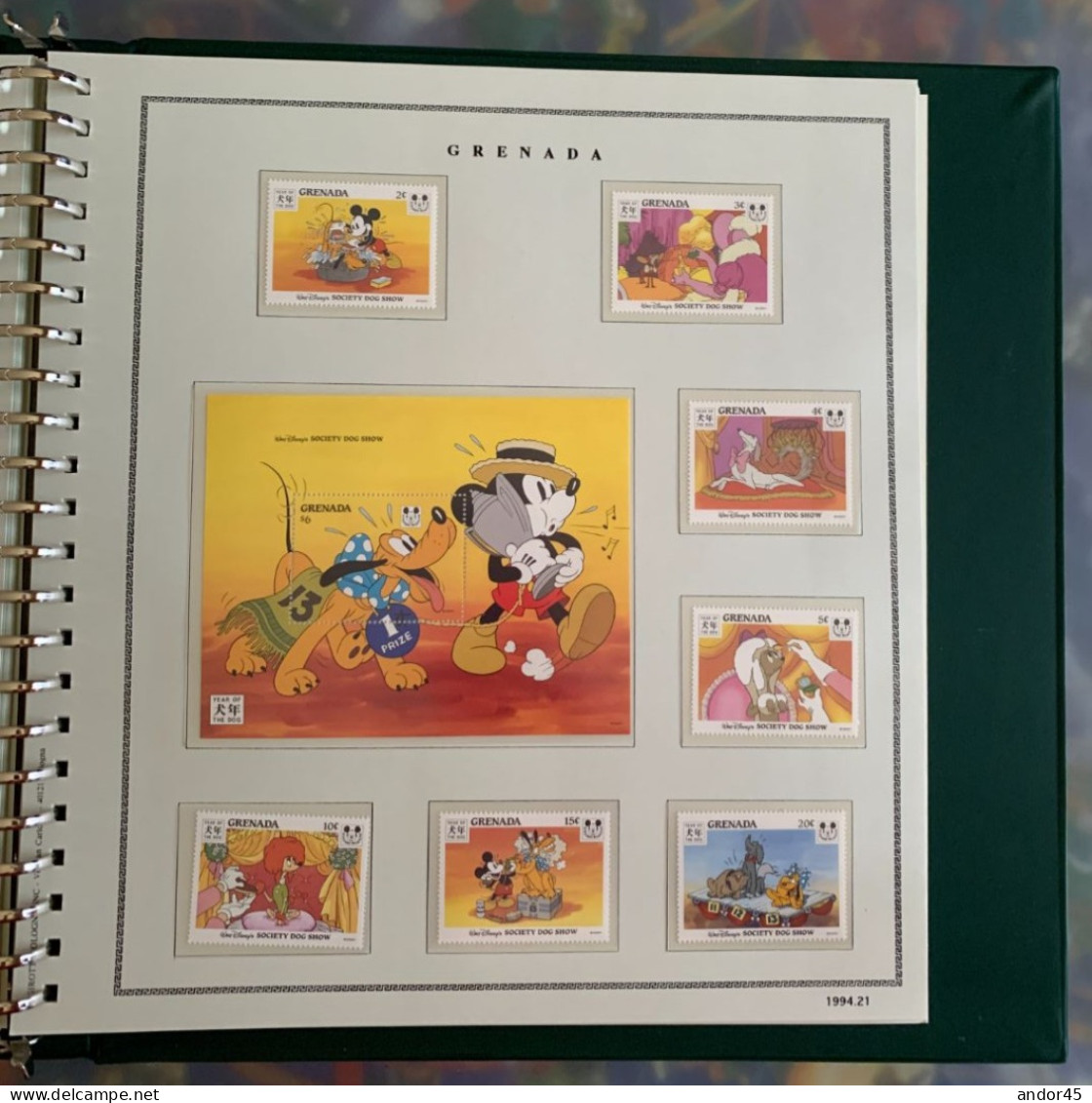 1994 ANNATA COMPLETA COLLEZIONE WALT DISNEY DA TUTTE LE PARTI DEL MONDO  MONTATA SU ALBUM CONTENENTE   FRANCOBOLLI SINGO