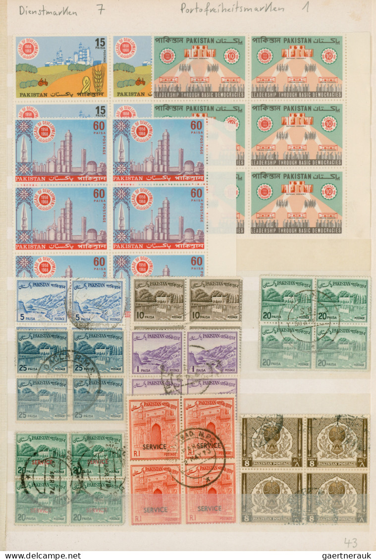 Asia: 1920/1990 (ca.), Comprehensive Accumulation In A Thick Album, Stuffed Very - Sonstige - Asien