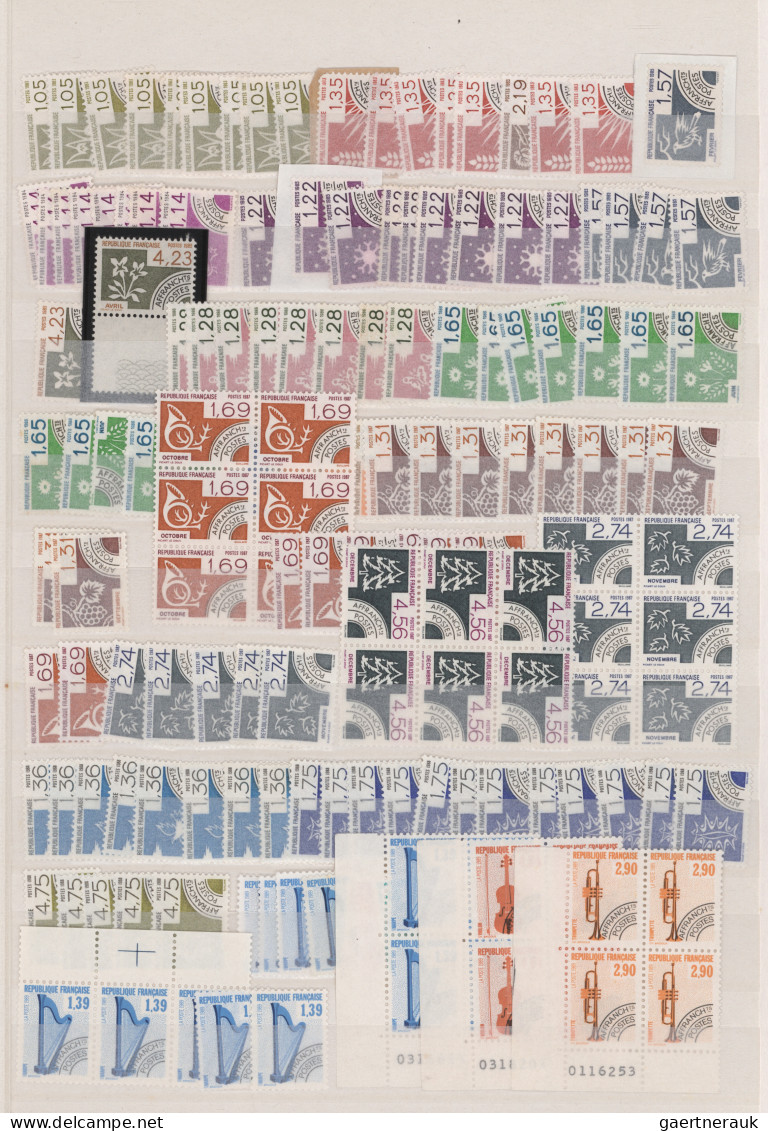 France: 1921/2008, Accumulation Of More Than 1.200 Stamps, Well Filled Throughou - Sonstige & Ohne Zuordnung