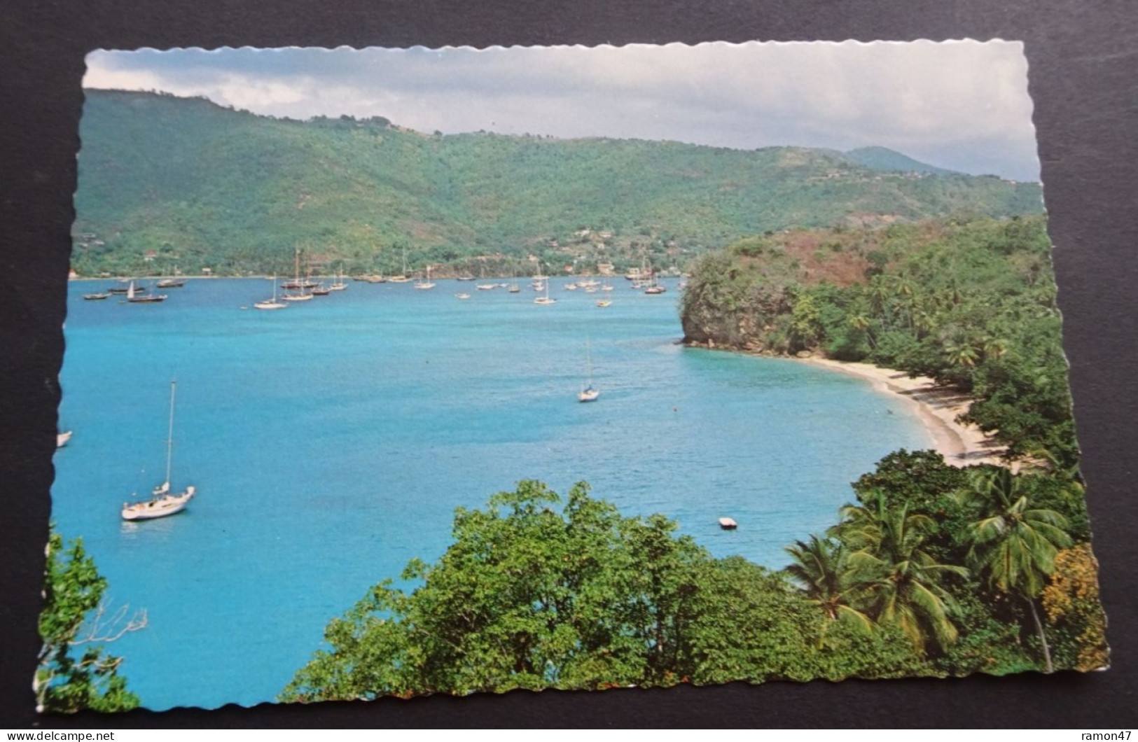 St. Vincent - Princess Margaret Beach, Bequia - Noah's Arkade, St. Vincent - San Vicente Y Las Granadinas