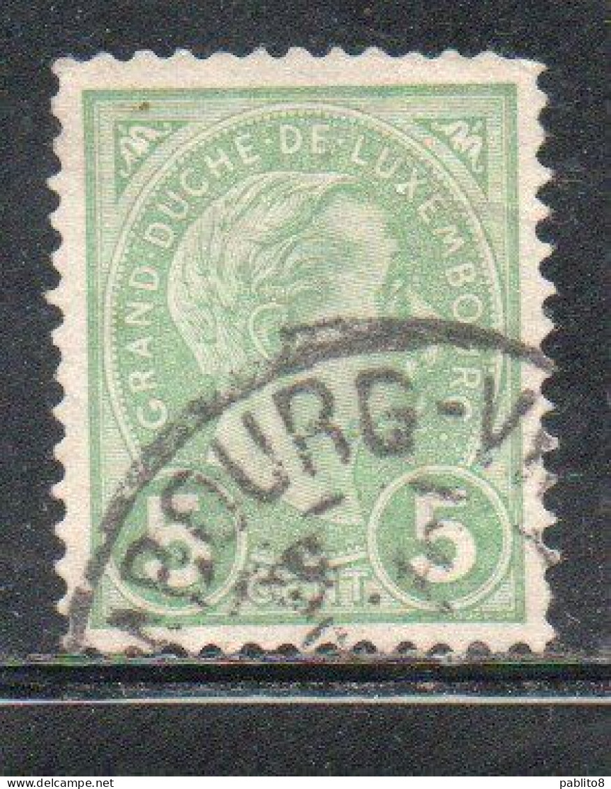 LUXEMBOURG LUSSEMBURGO 1895 GRAND DUKE ADOLPHE CENT. 5c USED USATO OBLITERE' - 1895 Adolphe Rechterzijde