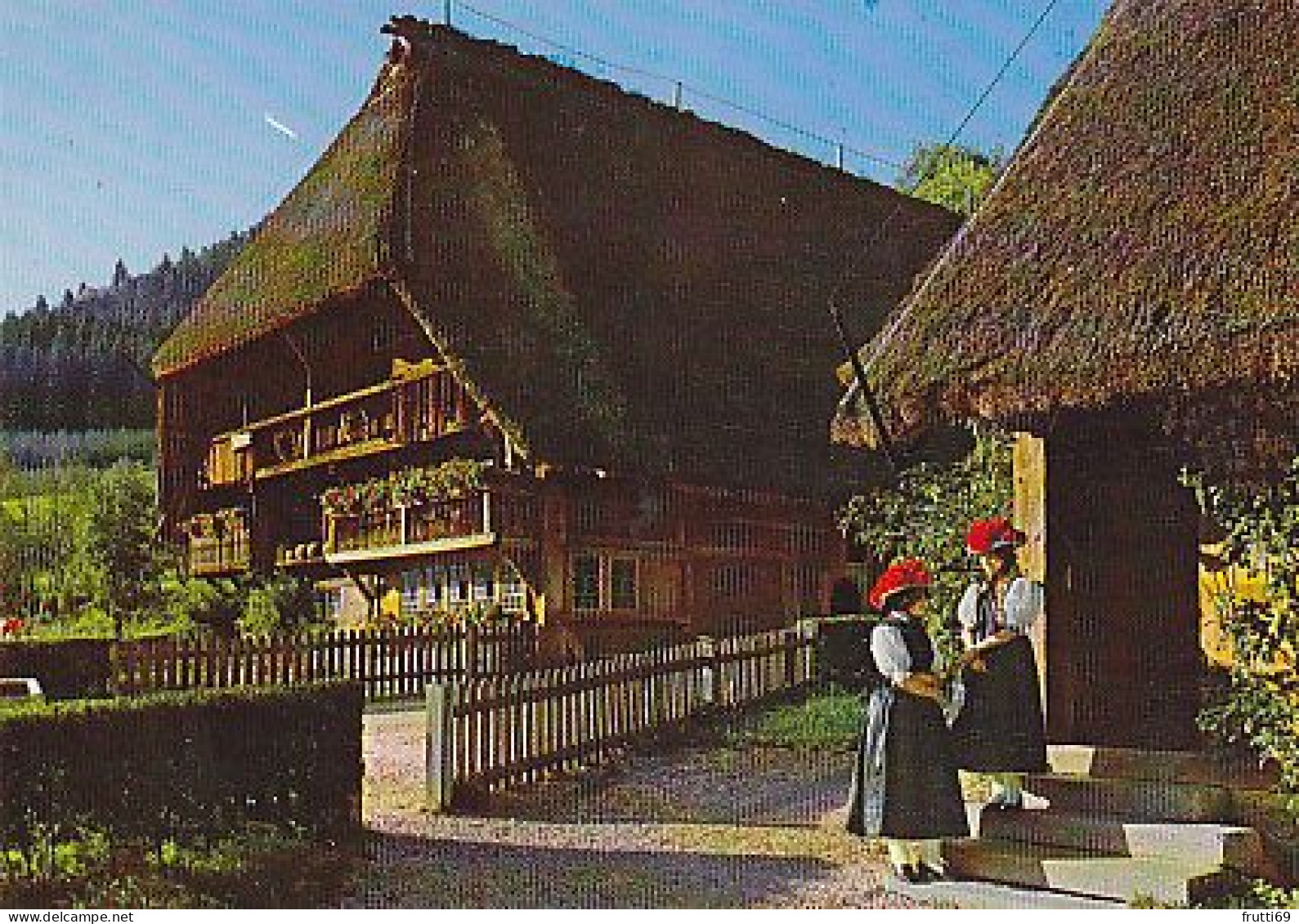 AK 166759 GERMANY - Gutach / Schwarzwald - Freilichtmuseum Vogtsbauernhof - Gutach (Schwarzwaldbahn)