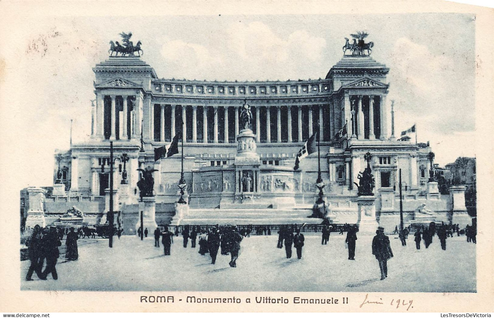 ITALIE - Roma -  Monument à Vittorio Emanuele II - Animé - Carte Postal Ancienne - Other Monuments & Buildings