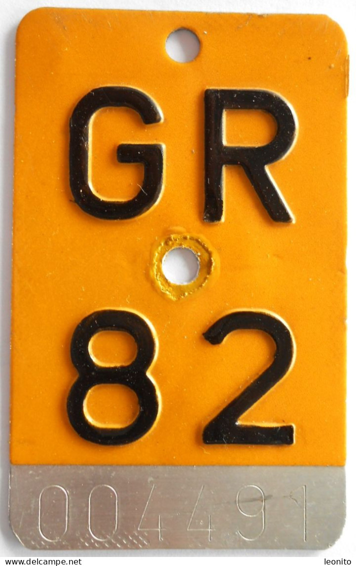 Velonummer Mofanummer Graubünden GR 82 - Number Plates