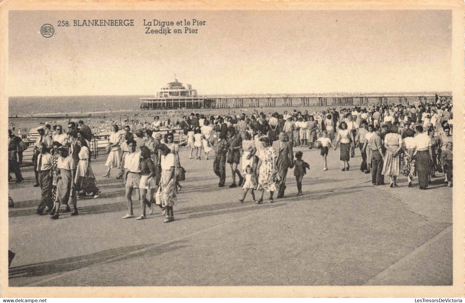 BELGIQUE - Blankenberge - La Digue Et Le Pier - Animé - Carte Postale Ancienne - Blankenberge