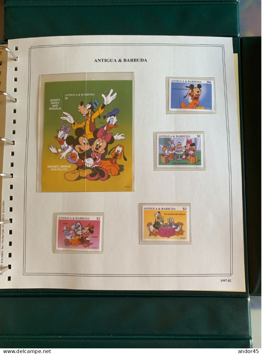 1997 ANNATA COMPLETA COLLEZIONE WALT DISNEY DA TUTTE LE PARTI DEL MONDO  MONTATA SU ALBUM CONTENENTE   FRANCOBOLLI SINGO - Collections (en Albums)