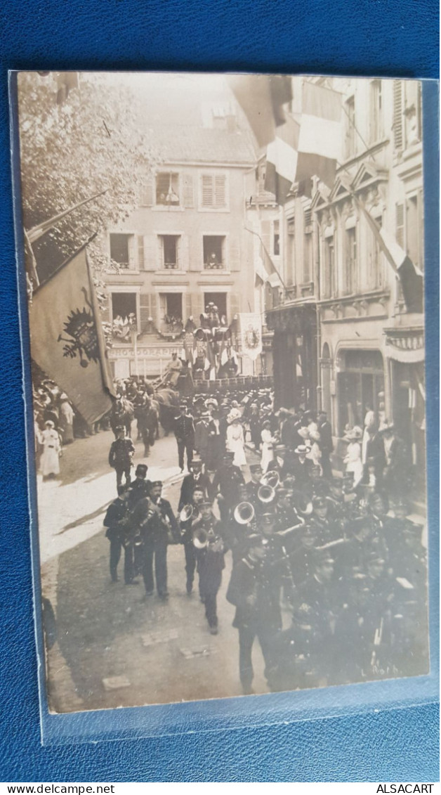 Carte Photo Montbeliard , Cortege De La Musique - Montbéliard