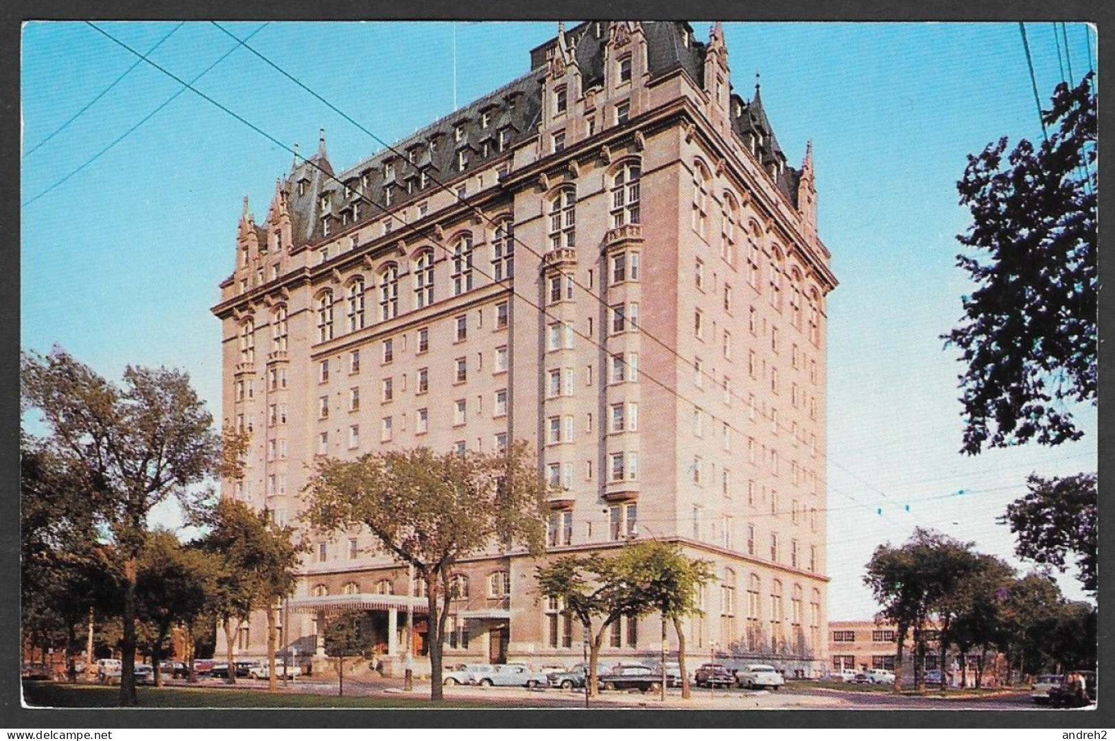 Winnipeg  Manitoba - Fort Garry Hotel Owned By C.N.R. Postmarked 1961 By Godin & Co. -  No : S-381 - Winnipeg