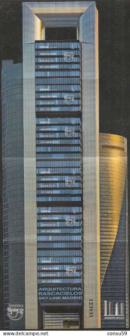 2020-ED. 5440 - MINIPLIEGO PLEGADO- América UPAEP. Arquitectura. Rascacielos. Skyline Madrid- NUEVO - Blocs & Hojas