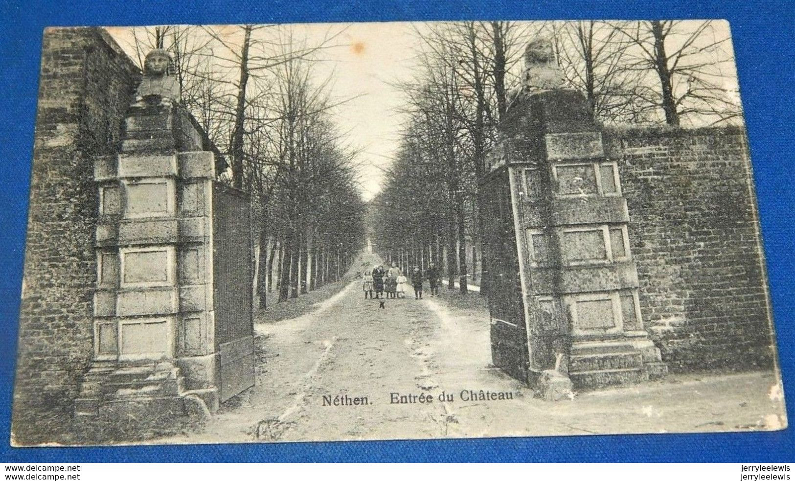 NETHEN  -   Ingang Van Het Kasteel   -  Entrée Du Château - Graven