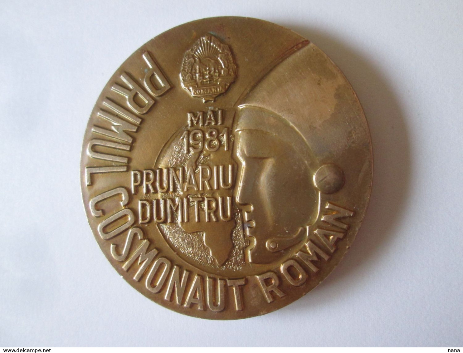 Medaille Roumaine 1981:Prunariu Dumitru Le Premier Cosmonaute Roumain/Romanian Medal 1981:The First Romanian Cosmonaut - Autres & Non Classés