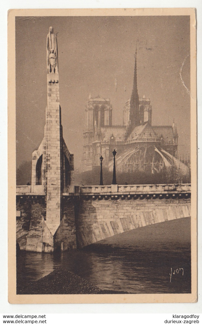 Paris, Notre-Dame Et Statue De Ste-Geneviève Old Postcard Travelled 1934 B190101 - Notre Dame De Paris