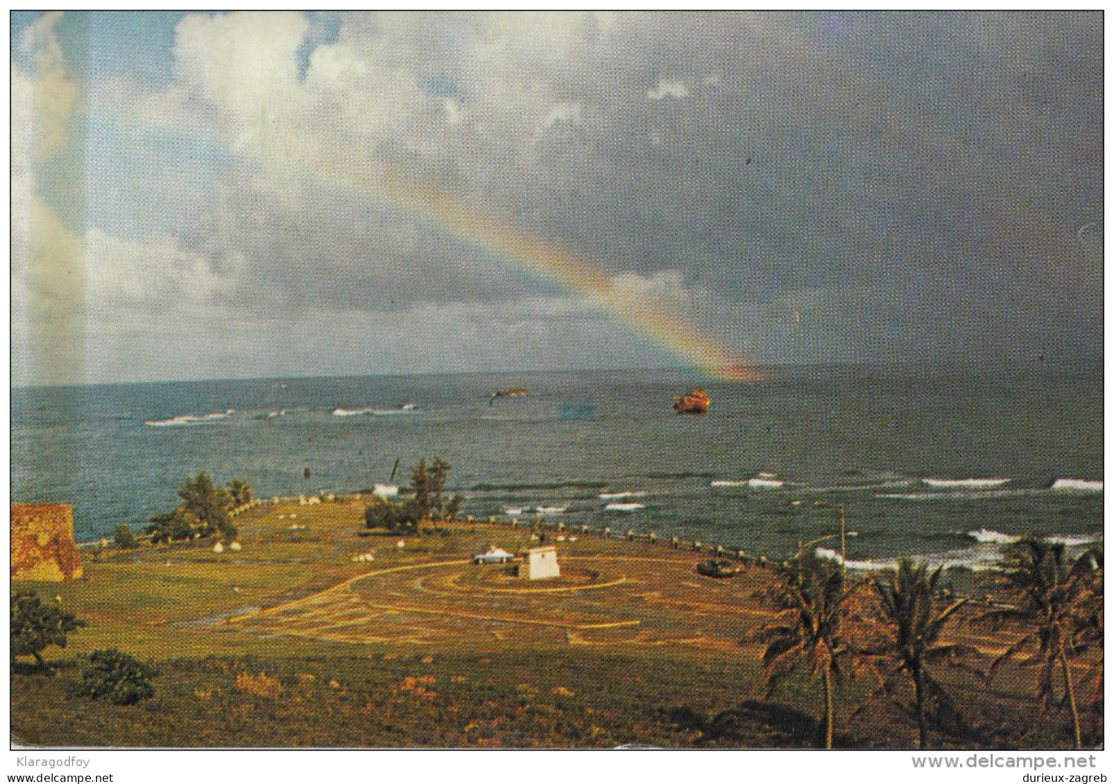 El Malecón, Puerto Plata Old Postcard Travelled 1983 Bb151102 - Dominicaanse Republiek