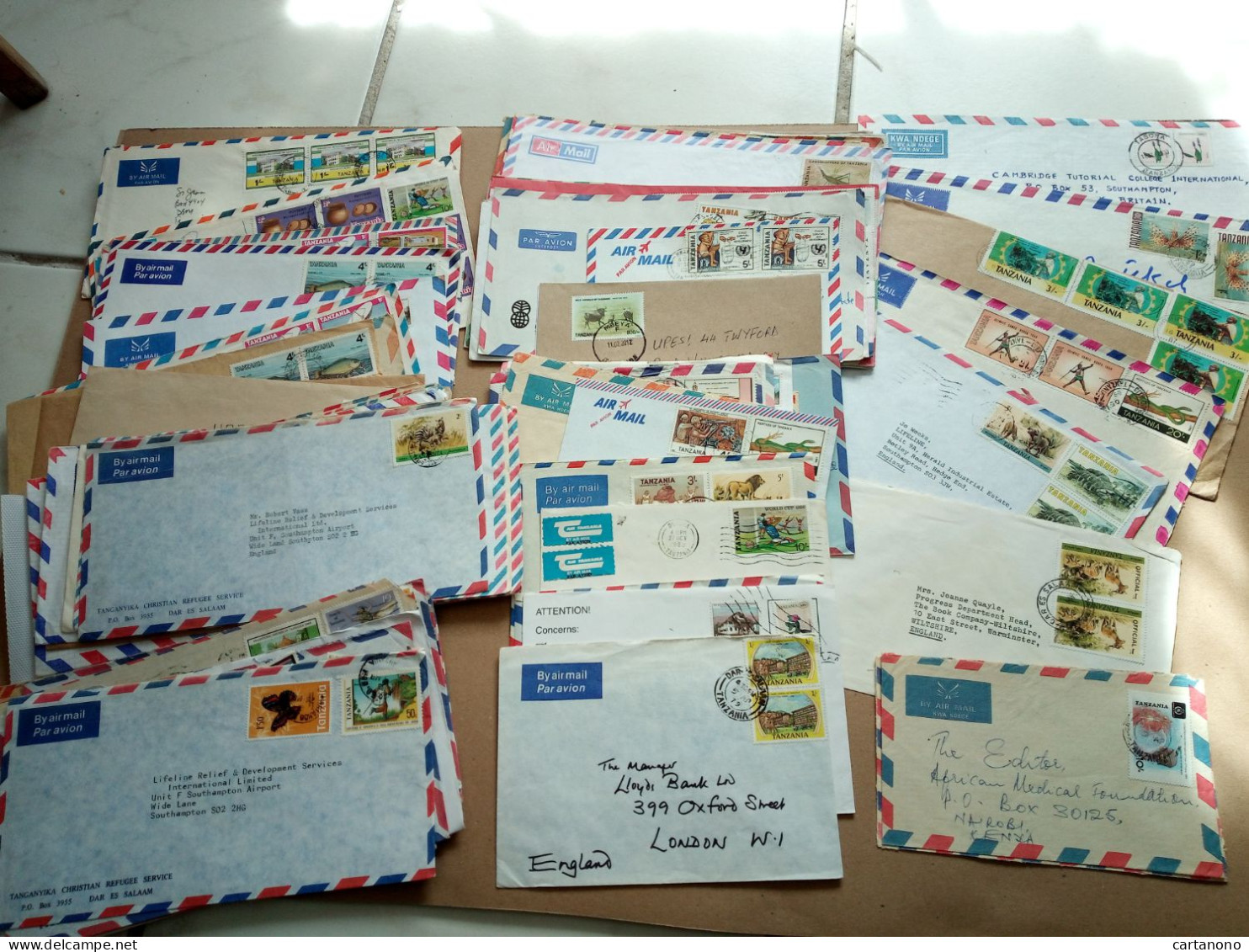 TANZANIE -  Lot D'environ 60 Enveloppes Timbrées Affranchissements Sur Lettres - Lots & Kiloware (mixtures) - Max. 999 Stamps