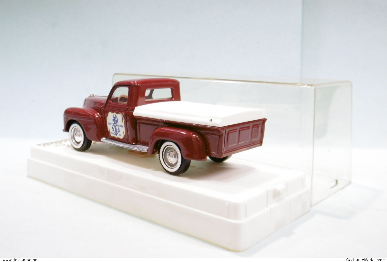 Solido Age D'or - DODGE PICK-UP Ship Chandlers Rouge Réf. 4413 BO 1/43 - Solido