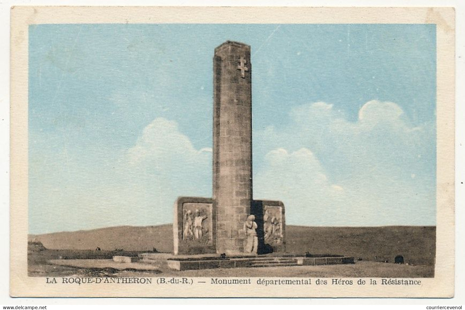 CPSM - LA ROQUE D'ANTHERON (B Du R) - Monument Départemental Des Héros De La Résistance - Autres & Non Classés