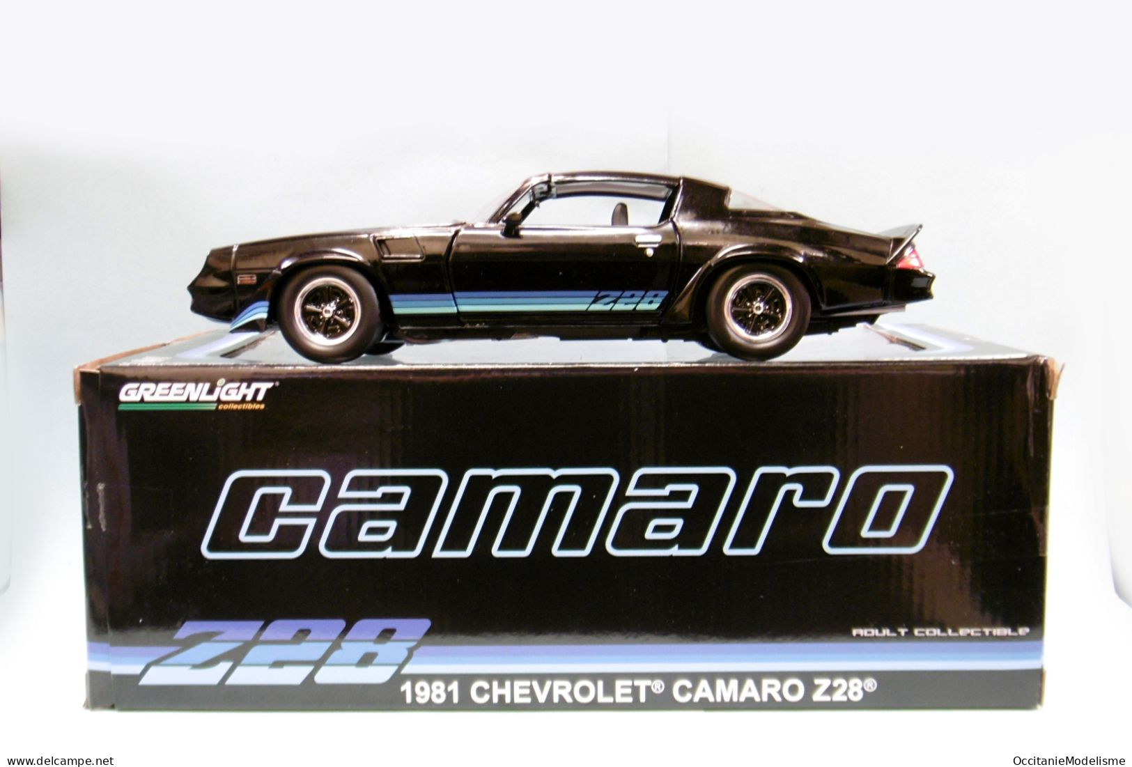 Greenlight - CHEVROLET CAMARO Z28 1981 Noir Réf. 13635 Neuf 1/18 - Autres & Non Classés