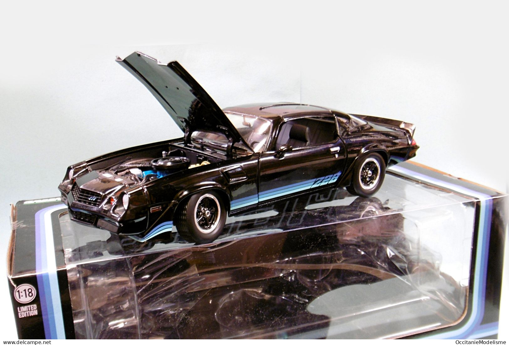 Greenlight - CHEVROLET CAMARO Z28 1981 Noir Réf. 13635 Neuf 1/18 - Autres & Non Classés