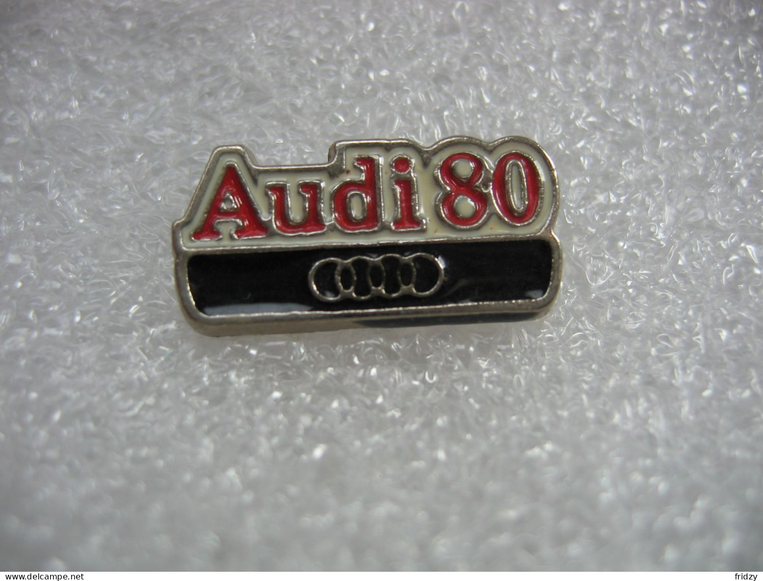 Pin's Du Logo Audi 80 - Audi
