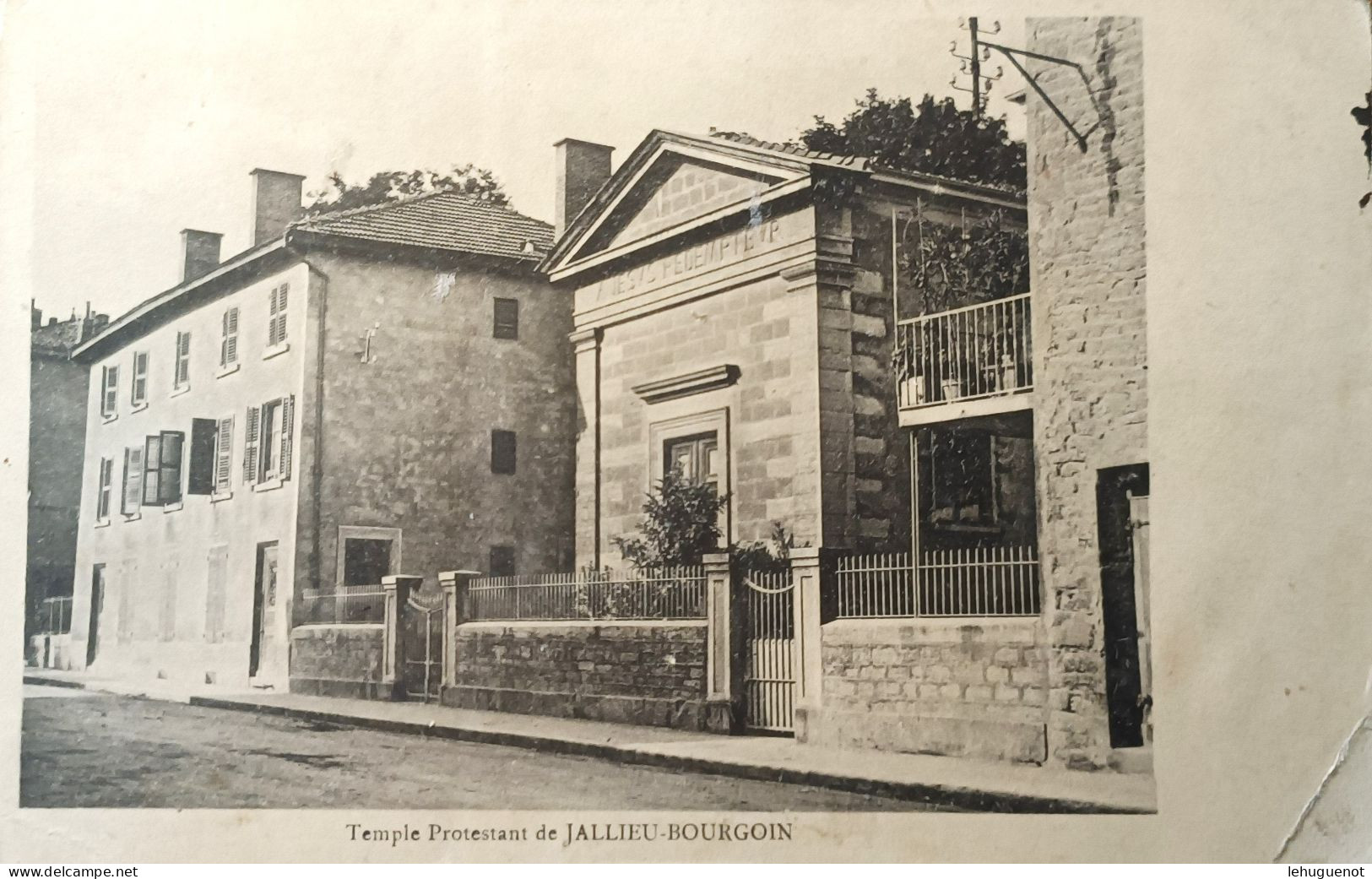 JALLIEU BOURGOIN - Le Temple Protestant - Rue De La Libération - Jallieu