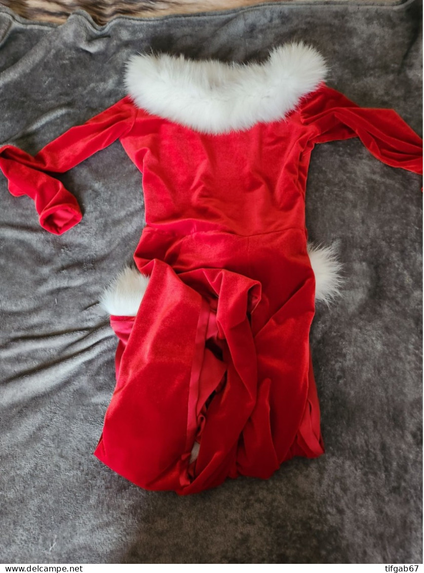 Robe d’Elfe rouge de Judy du film Super Noël (The Santa Clause) de Tim Allen