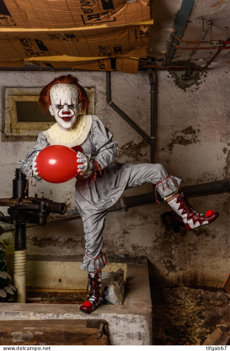 Costume Pennywise Complet - Théâtre & Déguisements