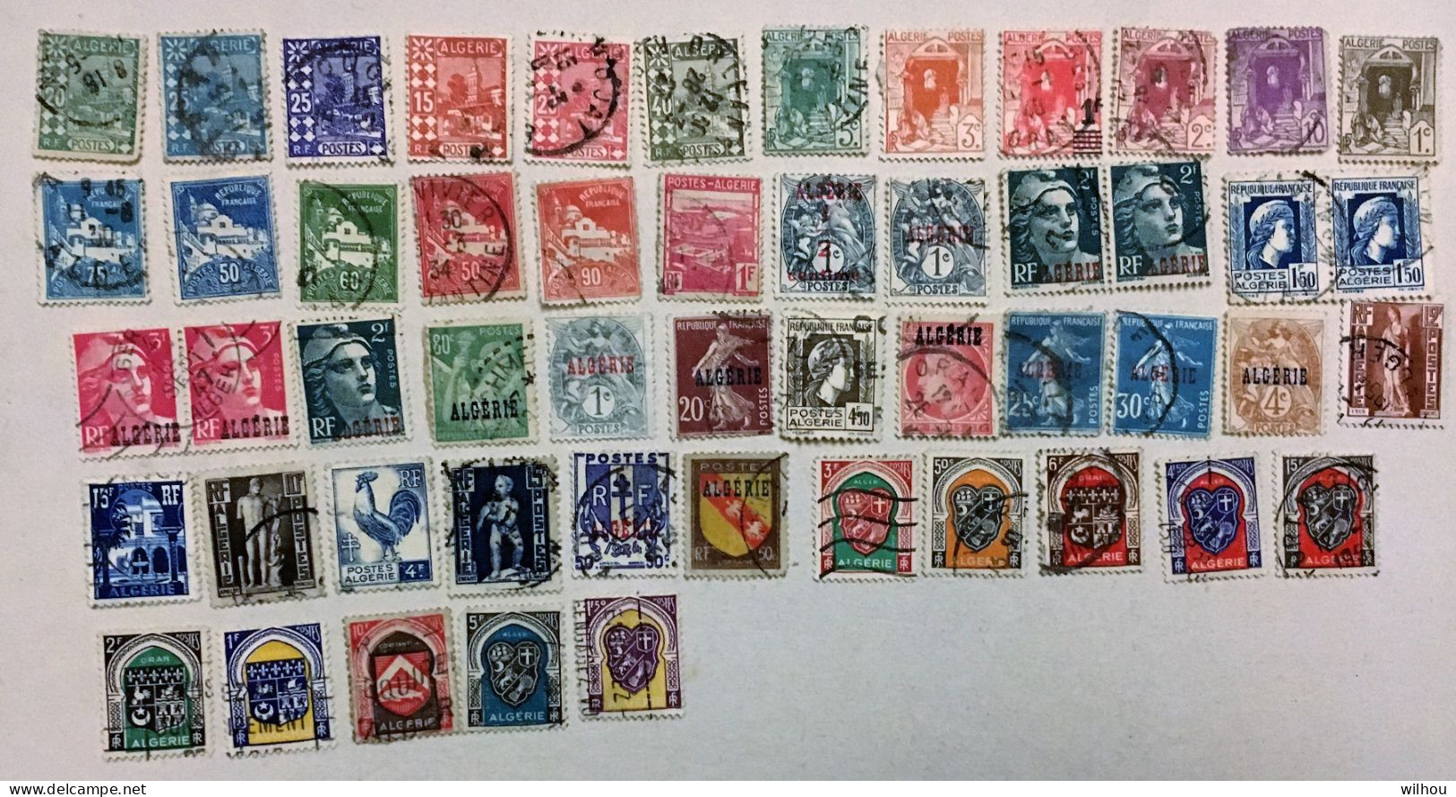 LOT DE 52 T OBLITERES ALGERIE R.F. ARMOIRIES ET BELLES OBLITERATIONS - Collections, Lots & Séries